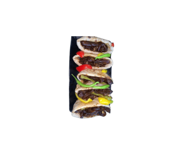 كبده وسجق بلدى 4 سندوتشات